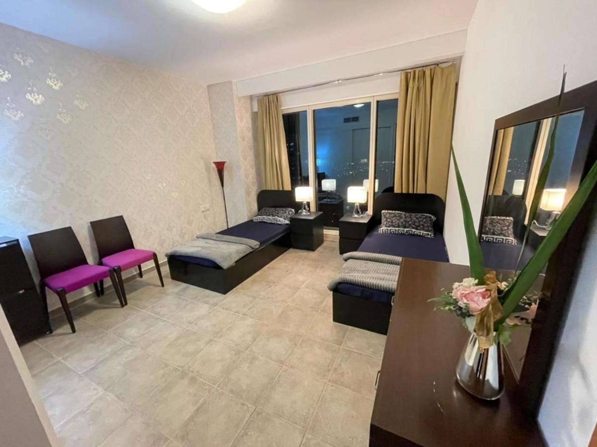 Hostel Travelers Backpackers Dubaj Zewnętrze zdjęcie