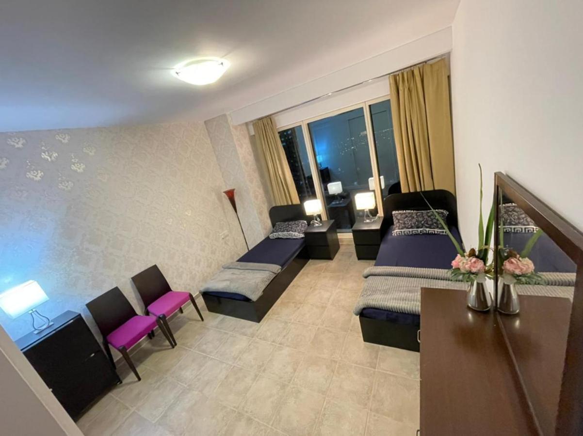 Hostel Travelers Backpackers Dubaj Zewnętrze zdjęcie
