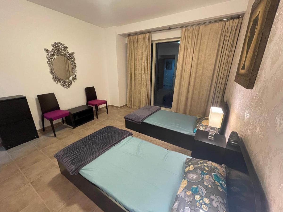 Hostel Travelers Backpackers Dubaj Zewnętrze zdjęcie