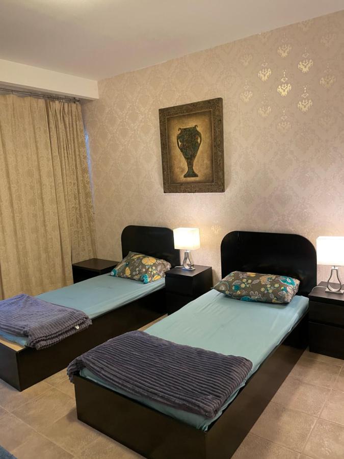 Hostel Travelers Backpackers Dubaj Zewnętrze zdjęcie