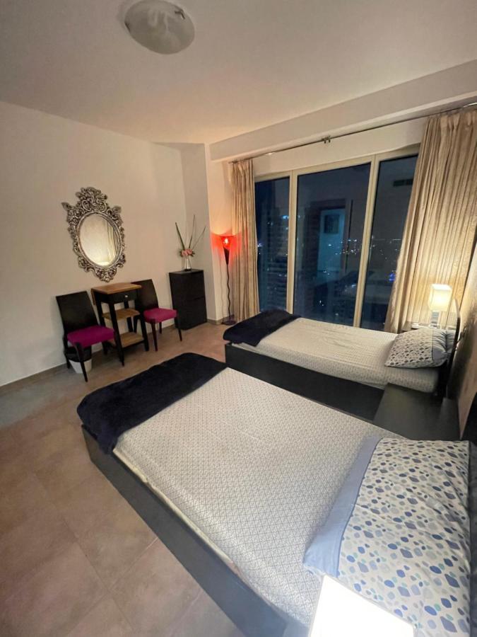 Hostel Travelers Backpackers Dubaj Zewnętrze zdjęcie